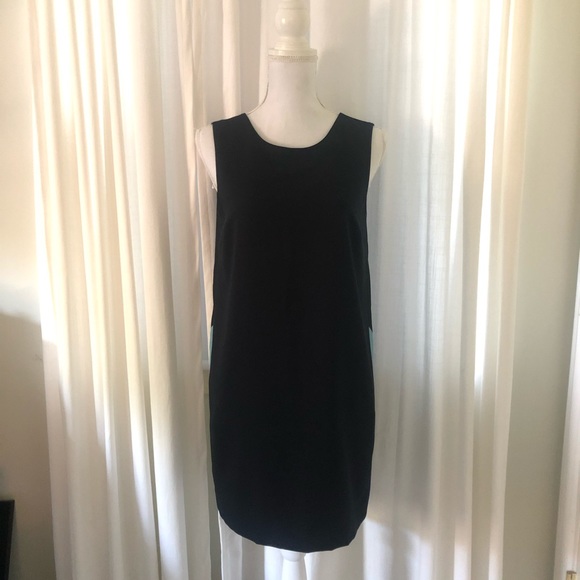 { Banana Republic } Navy Color Block Shift Dress - Picture 2 of 5